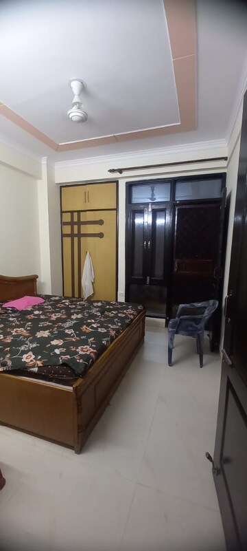Bedroom in 3 BHK Builder Floor at Sahastradhara Road – for Rent
