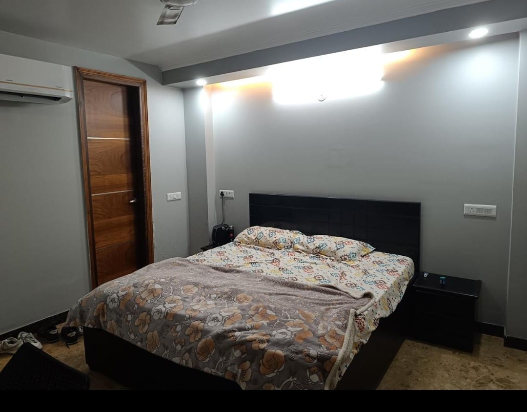 4 BHK + Pooja Room,Servant Room,Study Room,Extra Room Apartment For Rent in Uppal Southend
