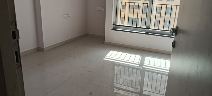 Balcony, rustomjee-urbania-azziano 2 Bedroom 853 Sq.Ft. Apartment In Thane West Thane 8906362