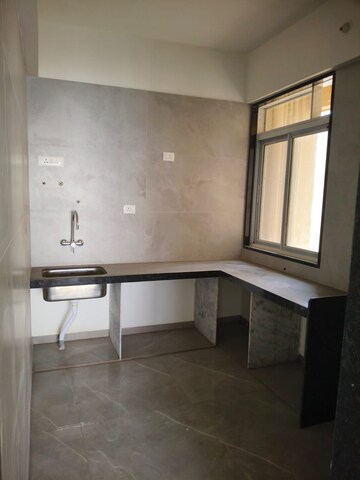 Room in 2.5 BHK Apartment at Gami Asters, Ghansoli – for Rent