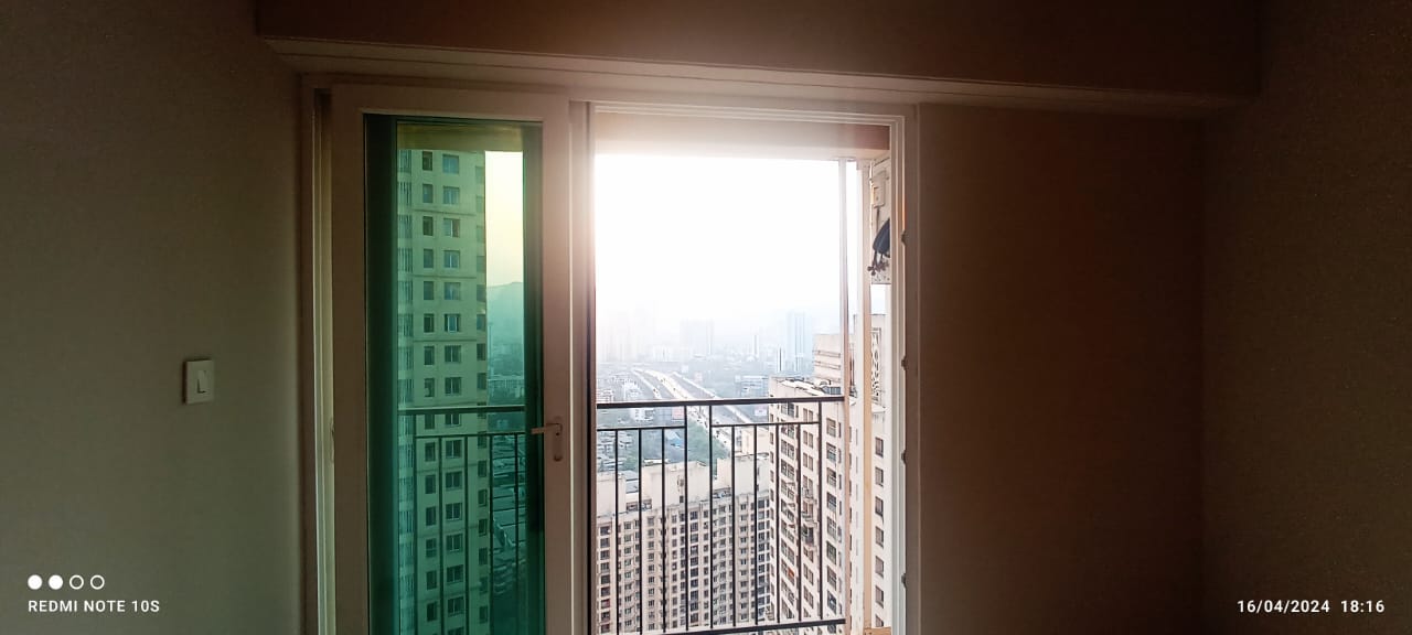 2 BHK Apartment For Sale in Rustomjee Urbania Acura
