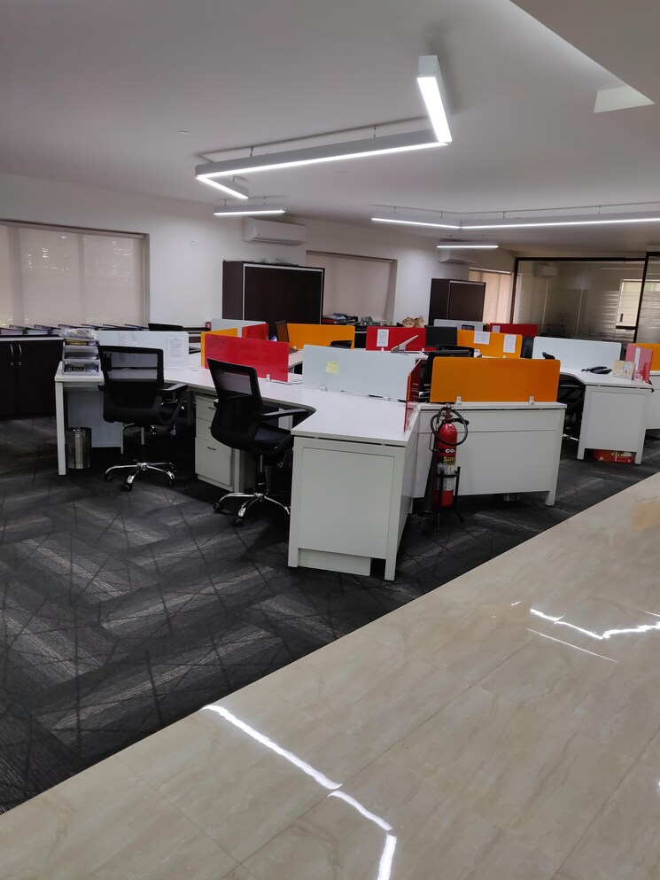Team Area, old palasia Commercial Office Space 1500 Sq.Ft. In Old Palasia Indore 8906422