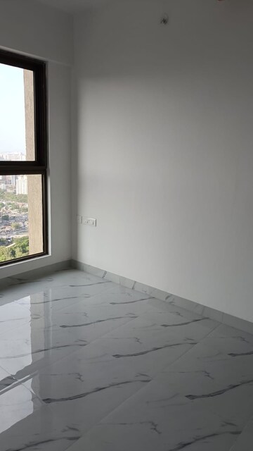 1 BHK Apartment For Rent in Raymond Ten X Habitat, Pokhran Road No Two