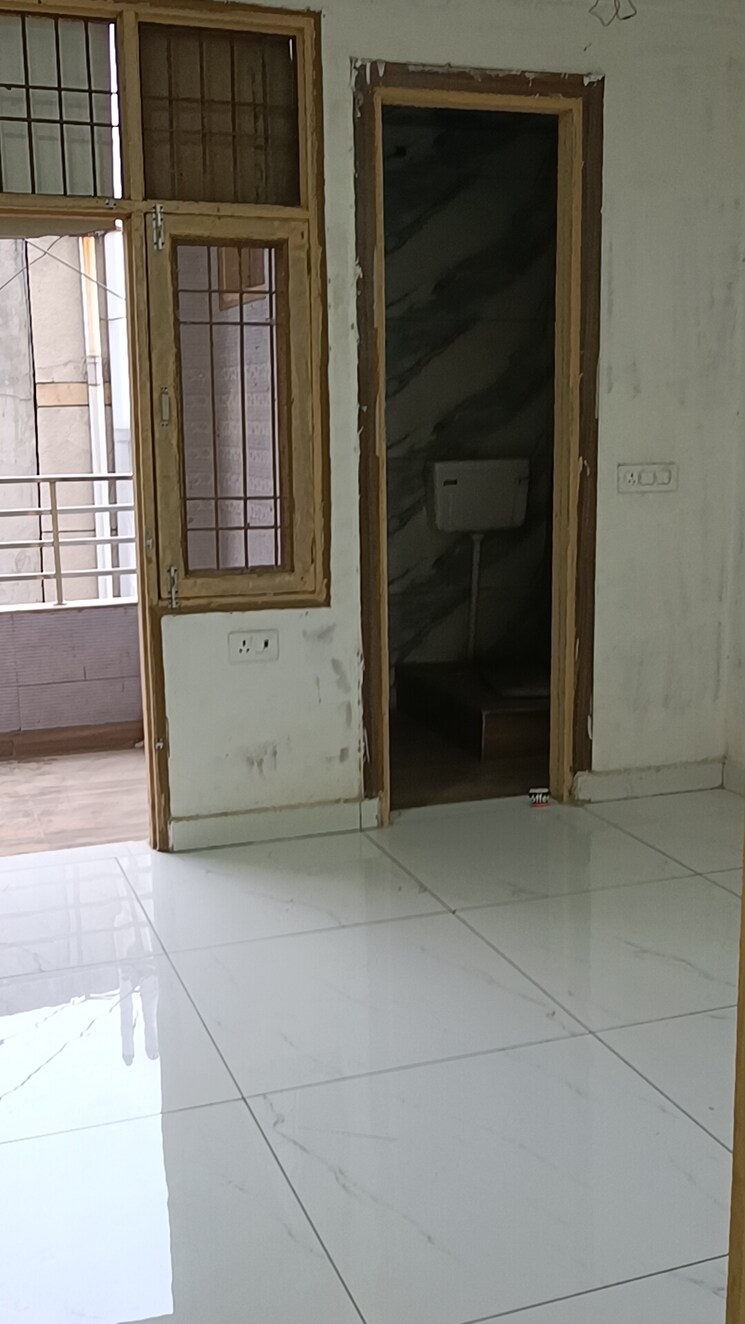 Bathroom, shalimar garden extension i 2 Bedroom 800 Sq.Ft. Builder Floor In Shalimar Garden Extension I Ghaziabad 8906533