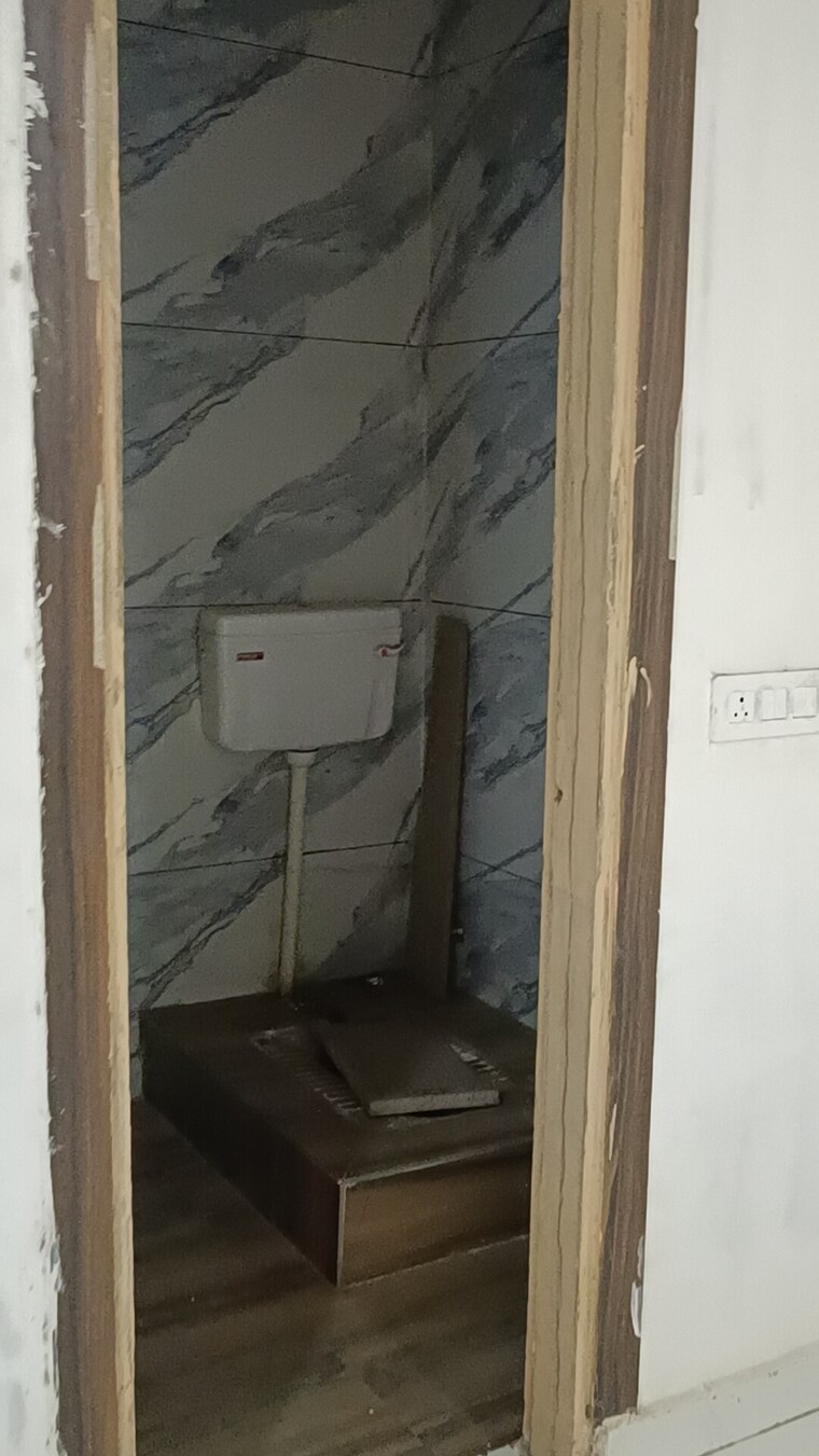 Bathroom, shalimar garden extension i 2 Bedroom 800 Sq.Ft. Builder Floor In Shalimar Garden Extension I Ghaziabad 8906533