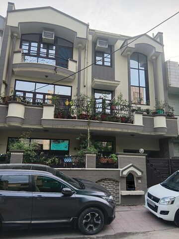 6+ BHK Independent House For Sale in RWA Apartments Sector 41, Sector 41