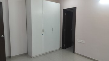 Room in 3 BHK Apartment at Jubilee Hills – for Rent
