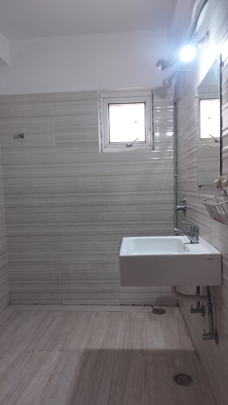 Bathroom, jubilee hills 3 Bedroom 2900 Sq.Ft. Apartment In Jubilee Hills Hyderabad 8906556