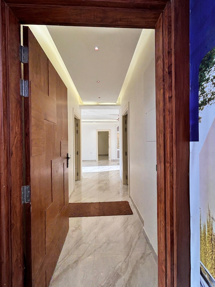 Cover Image, sector 84 4 Bedroom 300 Sq.Yd. Builder Floor In Sector 84 Faridabad 8906576