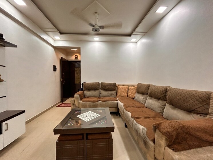 Living Room, suncity-complex 2 Bedroom 950 Sq.Ft. Apartment In Powai Mumbai 8906590