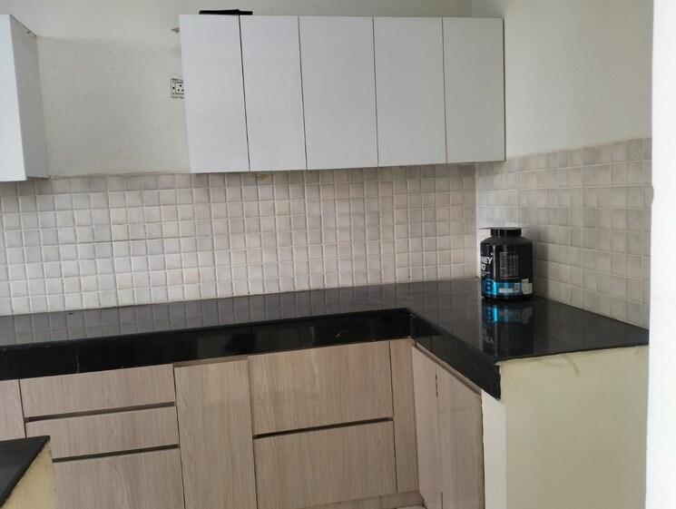Kitchen, bptp-park-grandeura 3 Bedroom 2032 Sq.Ft. Apartment In Sector 82 Faridabad 8906586