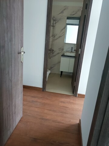 Room in 2 BHK Apartment at Risland The Icon, Dhokali – for Rent