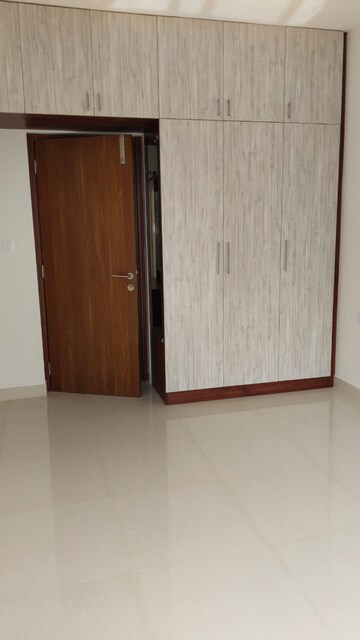 Room in 2 BHK Apartment at Prestige Primrose Hills, Banashankari 6th Stage – for Rent