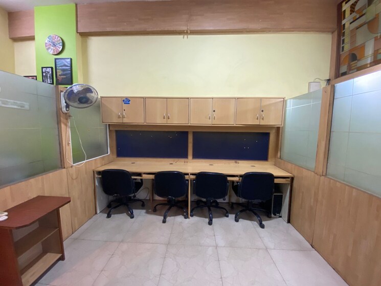 Team Area, neo-corporate-plaza Commercial Office Space 1600 Sq.Ft. In Malad West Mumbai 8906608