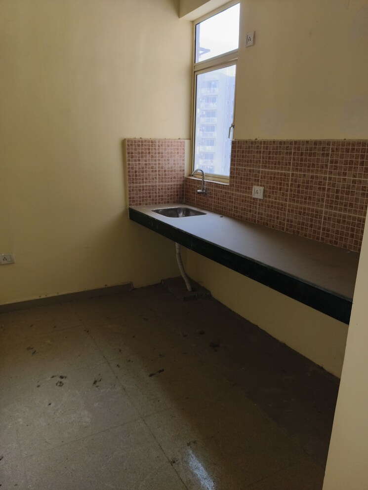 Kitchen, conscient-habitat-residences 3 Bedroom 750 Sq.Ft. Apartment In Sector 78 Faridabad 8906711