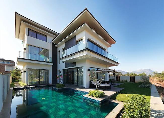 4 BHK + Pooja Room,Servant Room 6000 Sq.Ft. Villa in Prestige Golfshire