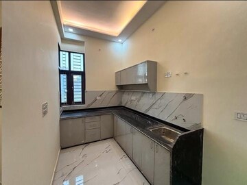 Kitchen in 3 BHK Builder Floor at Sector 35 – for Sale