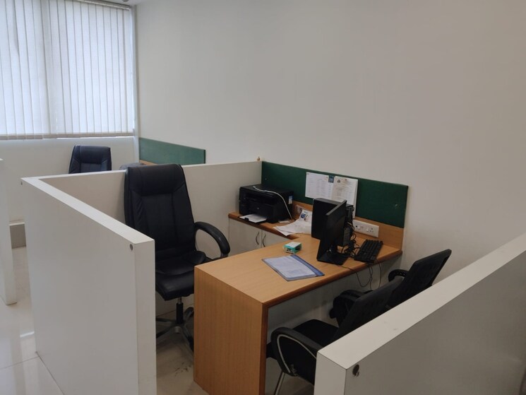 Team Area, v-times-square Commercial Office Space 1053 Sq.Ft. In Cbd Belapur Sector 15 Navi Mumbai 8906767