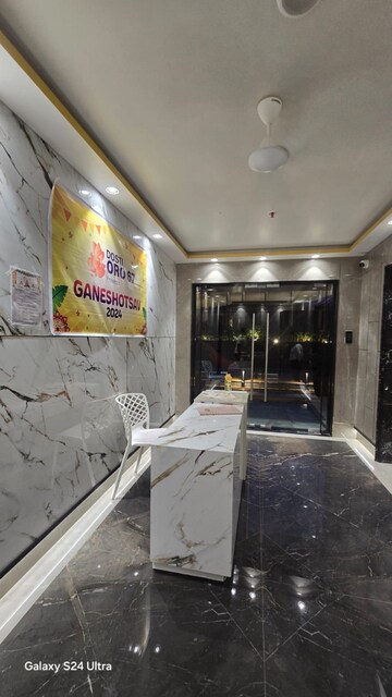 Kitchen in 2 BHK Apartment at Dosti Oro 67, Kandivali West – for Rent