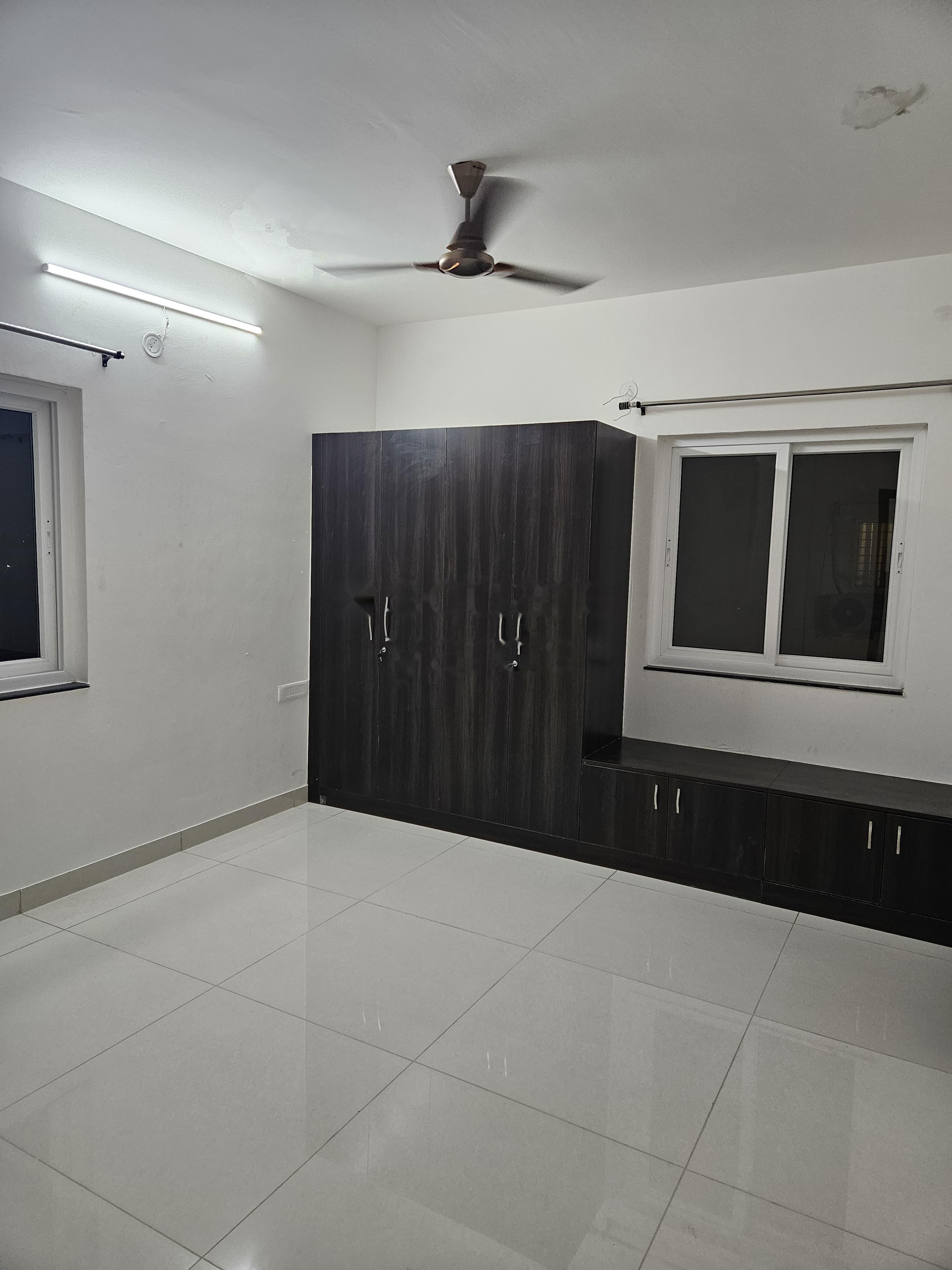 3 BHK Apartment For Rent in GHR Titania