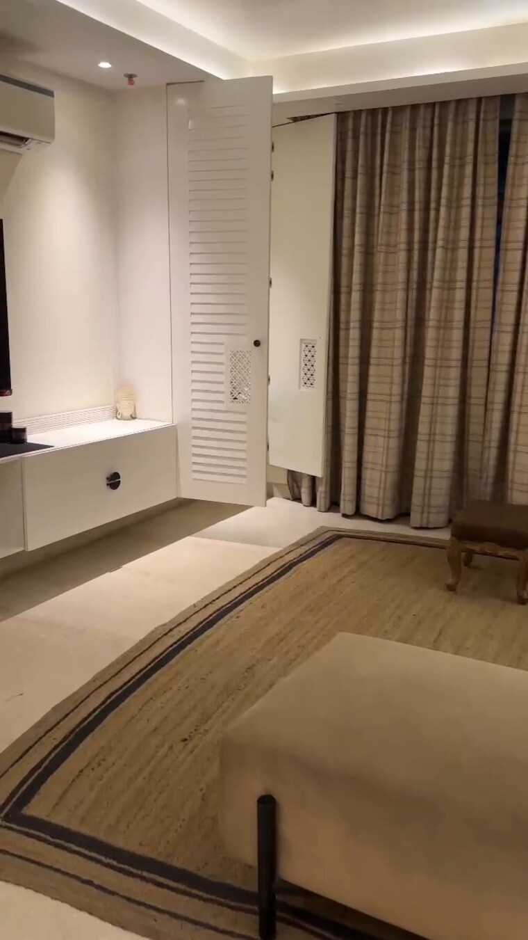 Balcony, parx-laureate 4 Bedroom 4874 Sq.Ft. Apartment In Sector 108 Noida 8906808