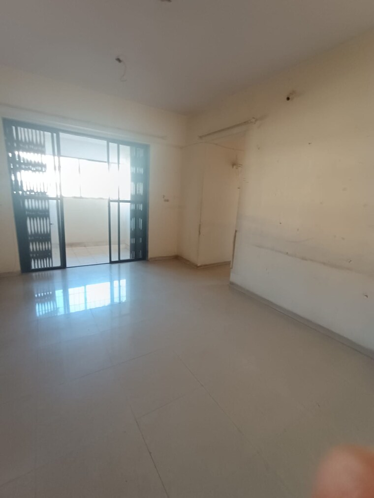 Room, highland-residency-chsl 1 Bedroom 450 Sq.Ft. Apartment In Balkum Pada Thane 8906798