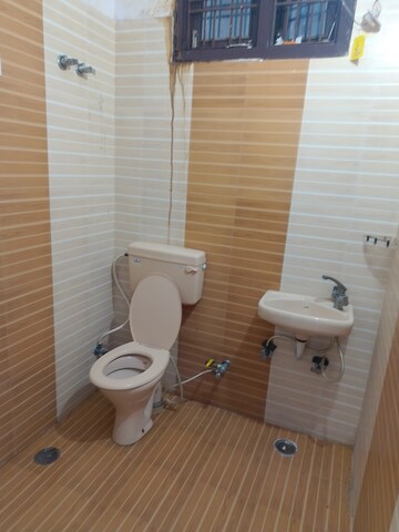 Bathroom in 2 BHK Independent House at Gomti Nagar – for Rent