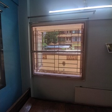Room in 1 BHK Apartment at Jay Nagar CHS, Malad West – for Rent