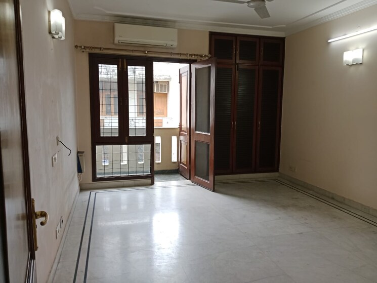 Room, veera-safdarjung-enclave 3 Bedroom 2000 Sq.Ft. Apartment In Safdarjung Enclave Delhi 8906860