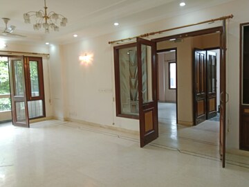 Living Room in 3 BHK Apartment at Veera Safdarjung Enclave, Safdarjung Enclave – for Rent