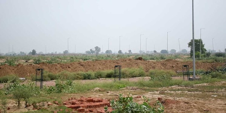 undefined, sector 22d yamuna expressway  120 Sq.Mt. Plot In Sector 22d Yamuna Expressway Greater Noida 8906868