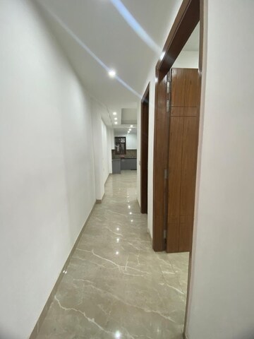 Building Lobby in 3 BHK Builder Floor at Saket – for Rent