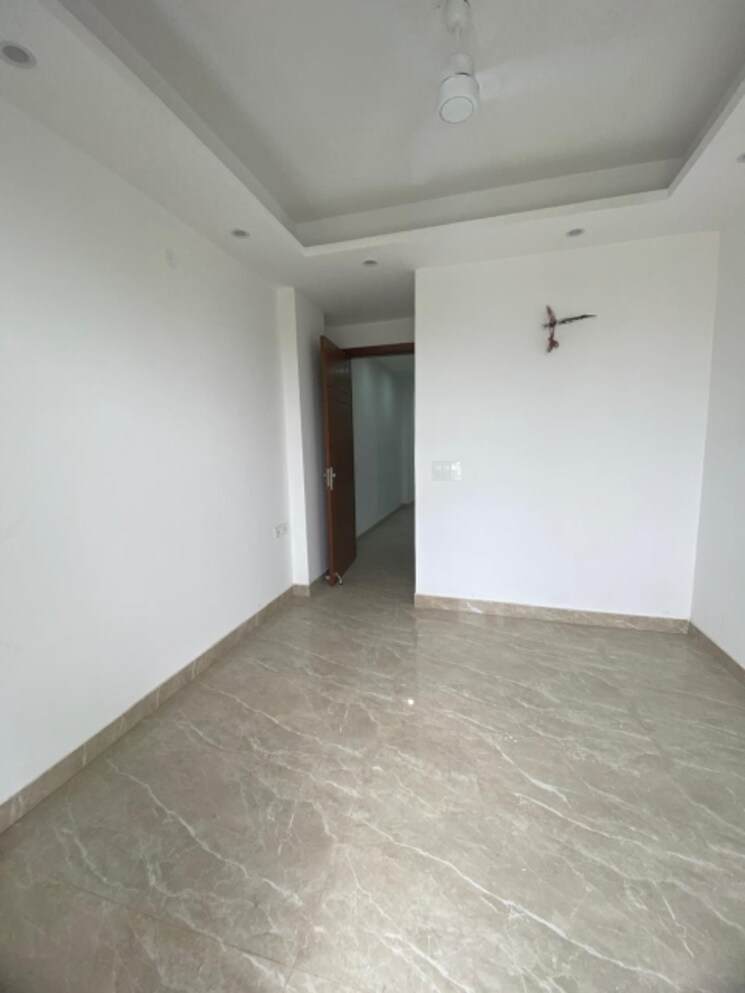 Room, saket 3 Bedroom 1800 Sq.Ft. Builder Floor In Saket Delhi 8906897
