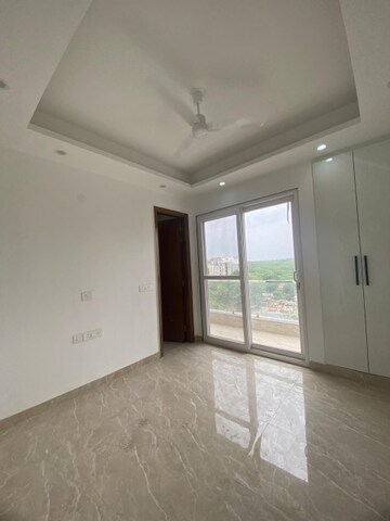 Room in 3 BHK Builder Floor at Saket – for Rent