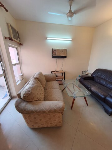 Living Room in 3 BHK Apartment at DLF The Carlton Estate, Dlf Phase V – for Rent