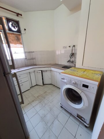 Kitchen in 3 BHK Apartment at DLF The Carlton Estate, Dlf Phase V – for Rent