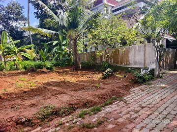 Plot Area in  Plot at Murinjapalam – for Sale