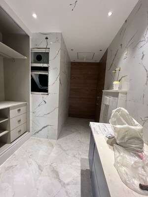 Bathroom in 4 BHK Builder Floor at Eros Rosewood City, Sector 49 – for Sale