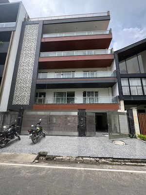 4 BHK Builder Floor For Sale in Eros Rosewood City, Sector 49