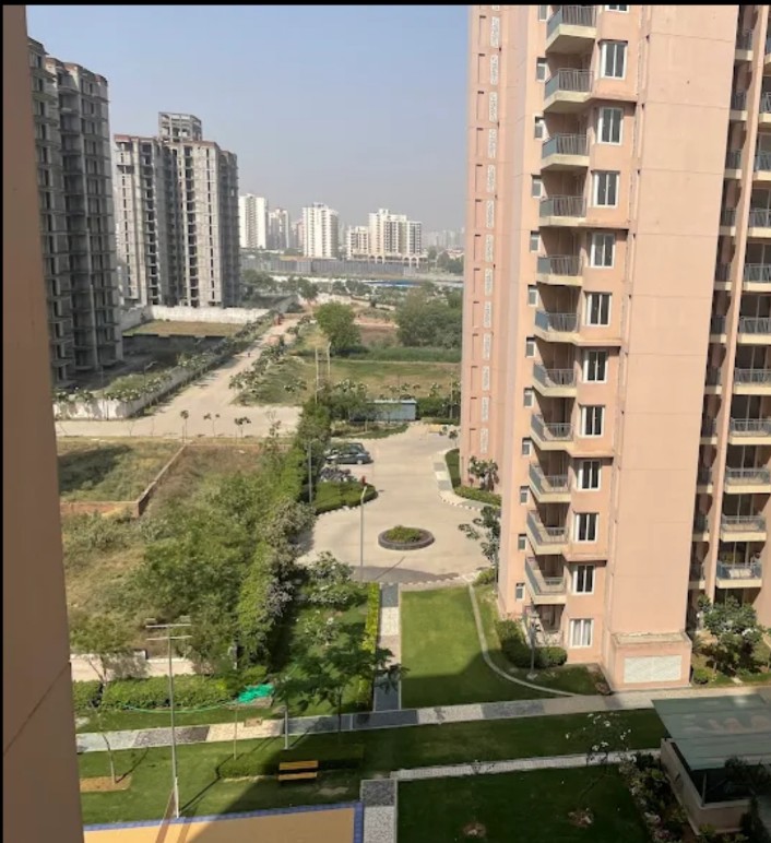 3.5 BHK + Pooja Room,Servant Room Apartment For Sale in 3C Orris Greenopolis