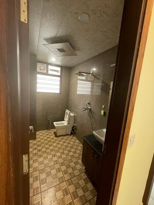 Bathroom in 2 BHK Builder Floor at Sector 57 – for Rent