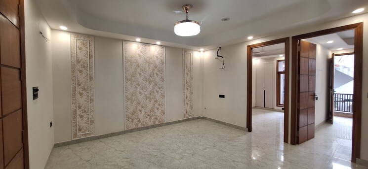 Room, rajpur khurd extension 3 Bedroom 900 Sq.Ft. Builder Floor In Rajpur Khurd Extension Delhi 8906993