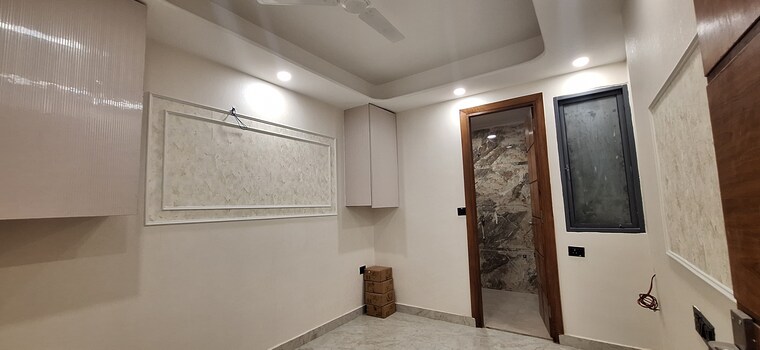 Room, rajpur khurd extension 3 Bedroom 900 Sq.Ft. Builder Floor In Rajpur Khurd Extension Delhi 8906993