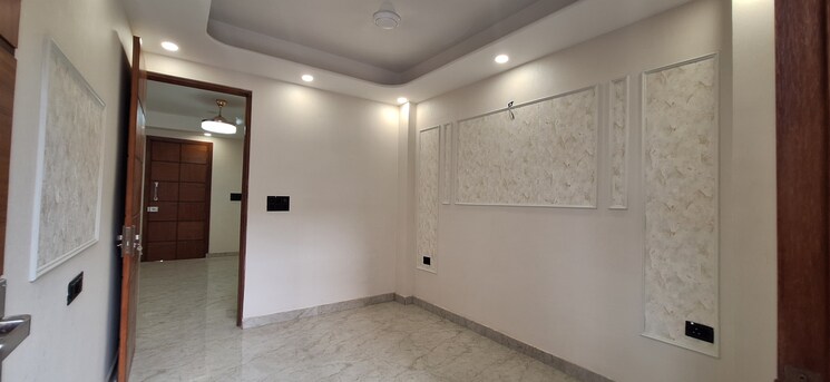 Room, rajpur khurd extension 3 Bedroom 900 Sq.Ft. Builder Floor In Rajpur Khurd Extension Delhi 8906993