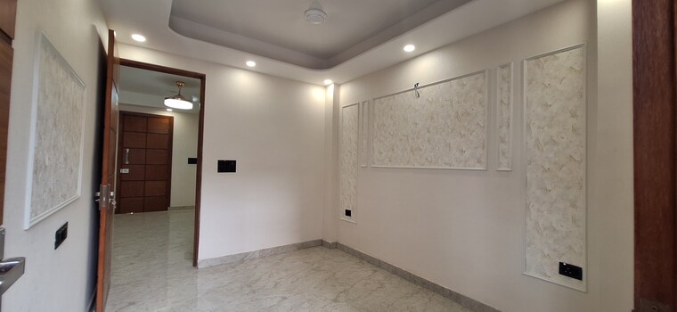 Room, rajpur khurd extension 3 Bedroom 900 Sq.Ft. Builder Floor In Rajpur Khurd Extension Delhi 8906993