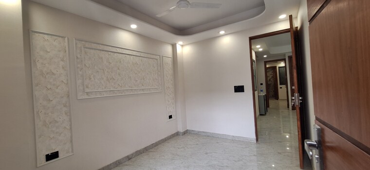 Room, rajpur khurd extension 3 Bedroom 900 Sq.Ft. Builder Floor In Rajpur Khurd Extension Delhi 8906993