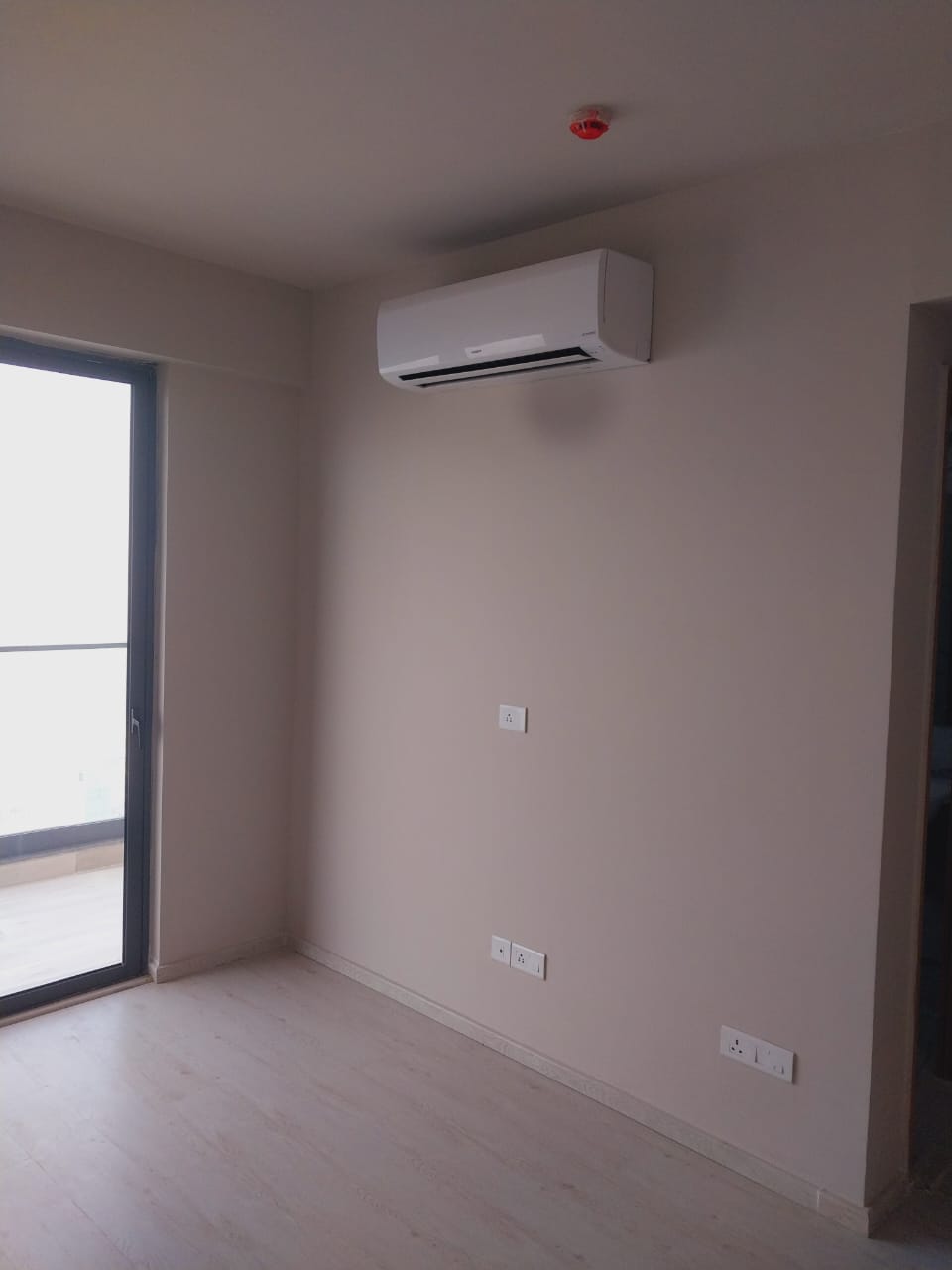 3 BHK + Servant Room Apartment For Sale in M3M Heights