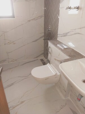 Bathroom in 3 BHK Apartment at M3M Heights, Sector 65 – for Sale