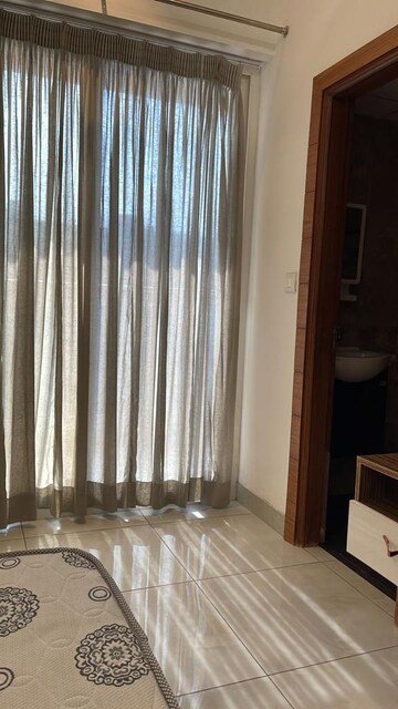 Building Lobby in 2 BHK Independent House at RWA Apartments Sector 52, Sector 52 – for Rent