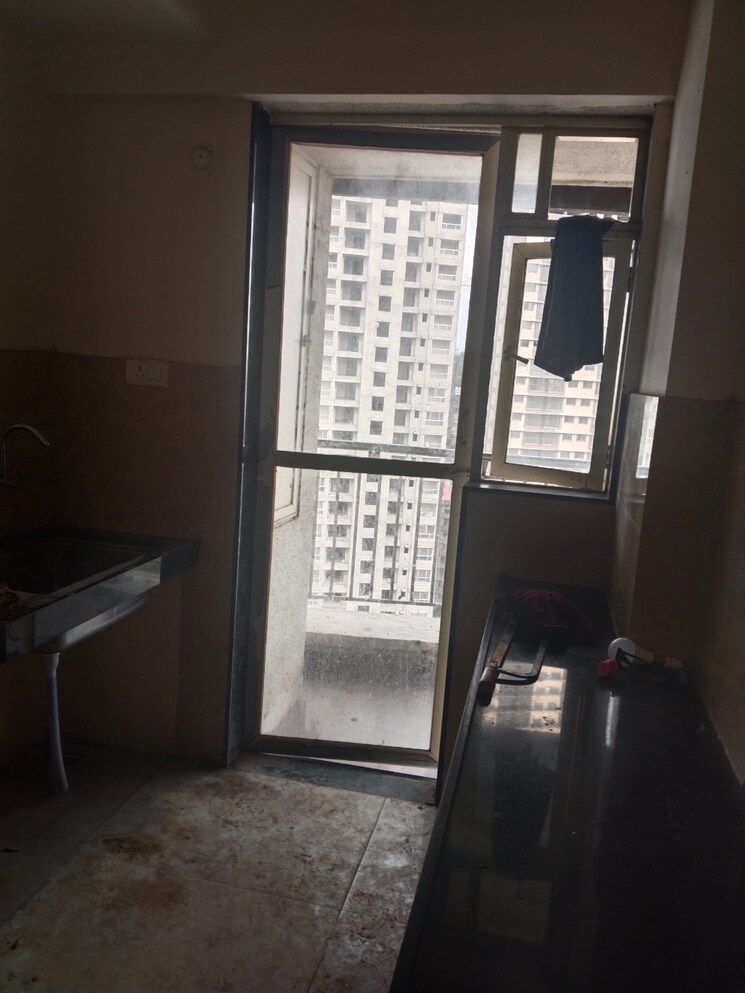 Living Room, roswalt-raya 2 Bedroom 727 Sq.Ft. Apartment In Chembur Mumbai 8907035
